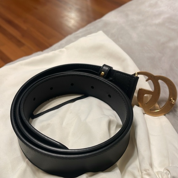 Never Used Authentic Gucci Belt - Picture 5 of 6